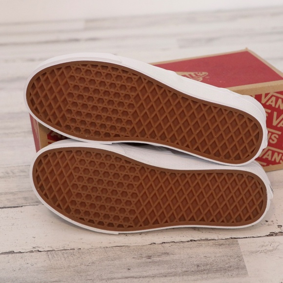 Vans Asher Slip On True White Womens 8 New in  Box - Picture 5 of 8